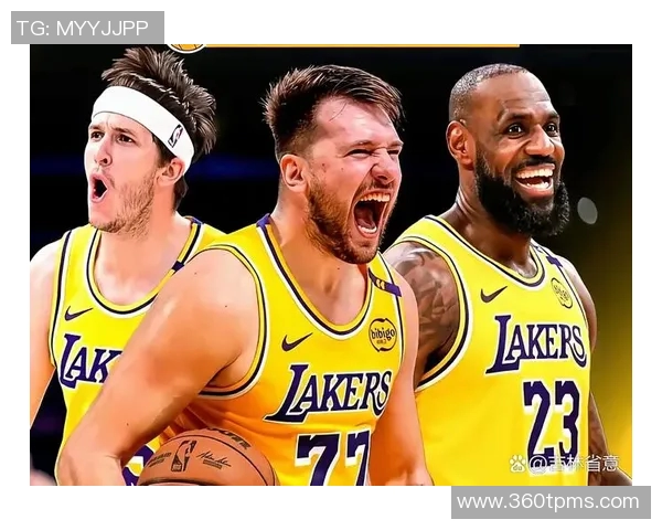 东契奇送出助攻 詹姆斯追身三分命中 东契奇送出助攻 詹姆斯追身三分命中