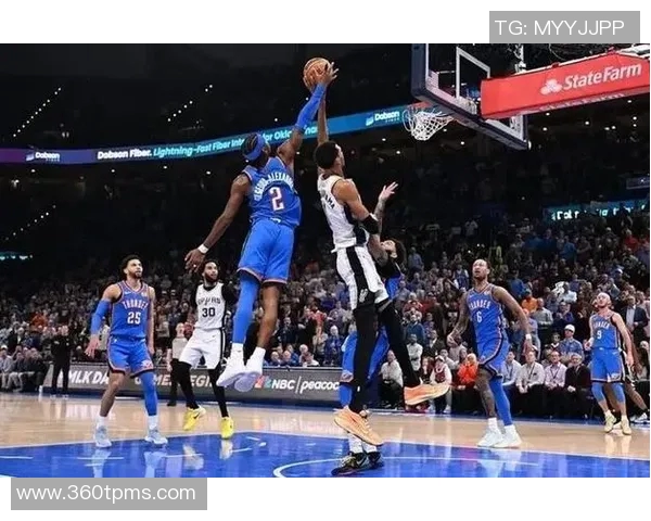 KD太惨了！比文班亚马矮一大截 手掌竟不如卡哇伊大 圈粉社媒引热议